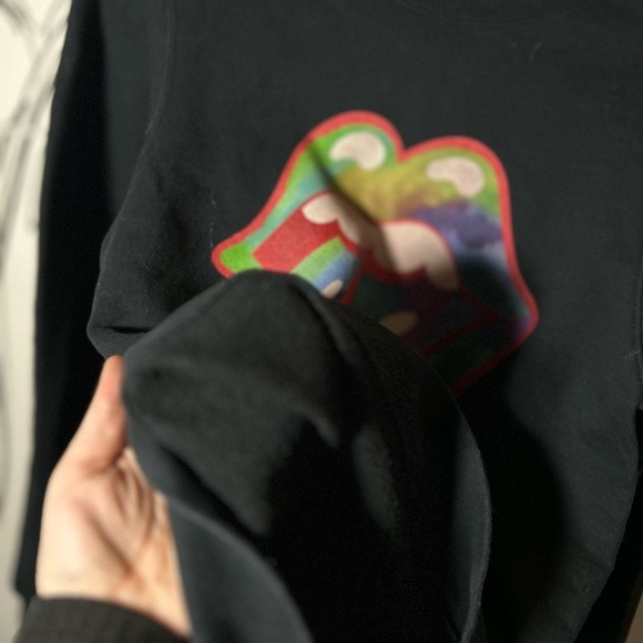 Rolling Stone Logo Graphic Black Pullover, Rainbow Mouth Graphic, Estimated Size - Picture 4 of 7